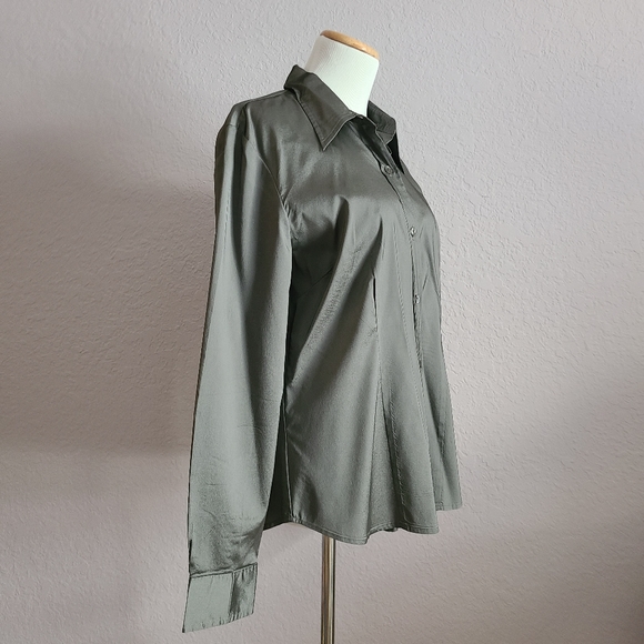 GAP top - Picture 2 of 4